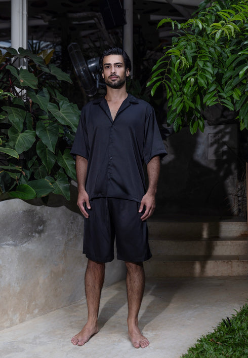 Silk shirt black